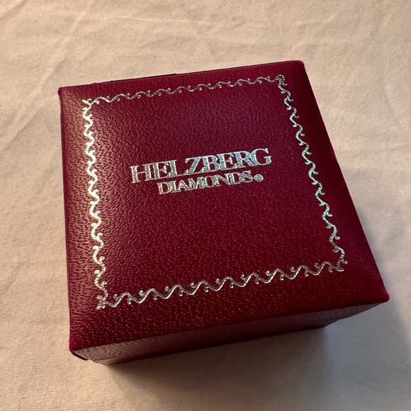 Diamond ring - Picture 4 of 4